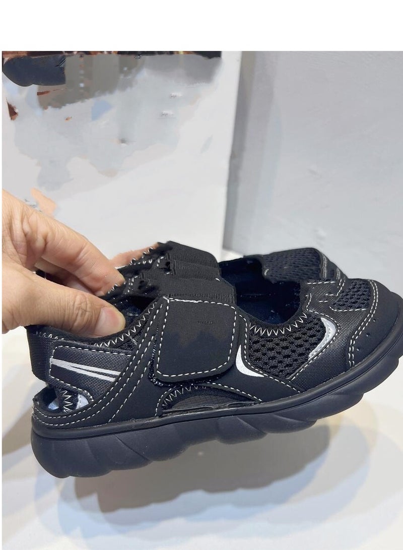 Children's Mesh Breathable Sports Toe Cap Sandals - Image 1