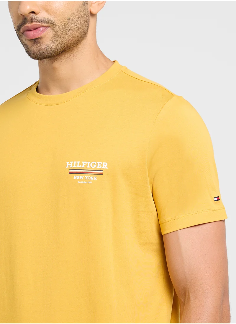 تومي هيلفيغر Global Striped Crew Neck T-Shirt