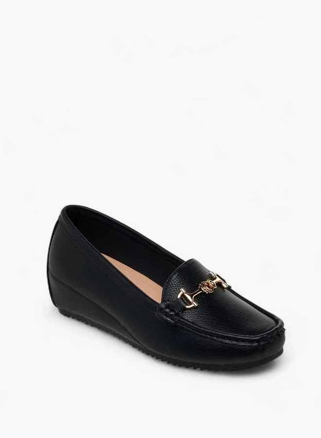 لو كونفورت نسائية سهلة الارتداء بدون أربطة