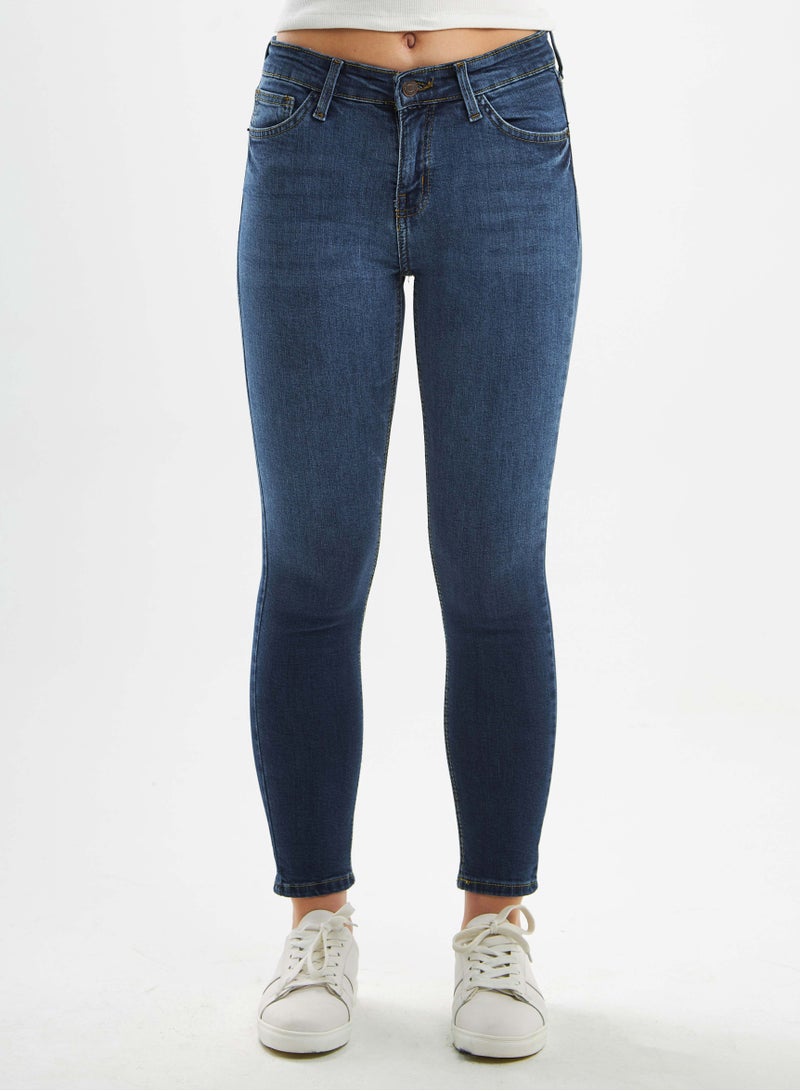 CIZARO Medium-Waist Dark Wash Skinny Jeans. - Image 3
