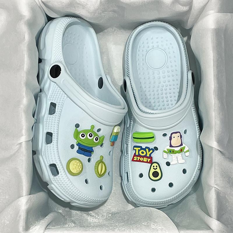 Internet Celebrity Hole Shoes For Women Summer Outdoor Cartoon Cute Home Home Indoor Non-Slip Garden Sandals Closed Toe Slippers For Women - Image 1