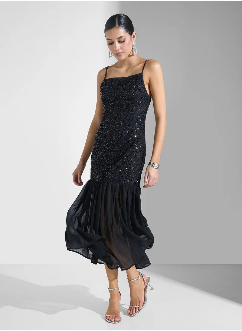 جينجر Strappy Sequins Drop Waist Dress