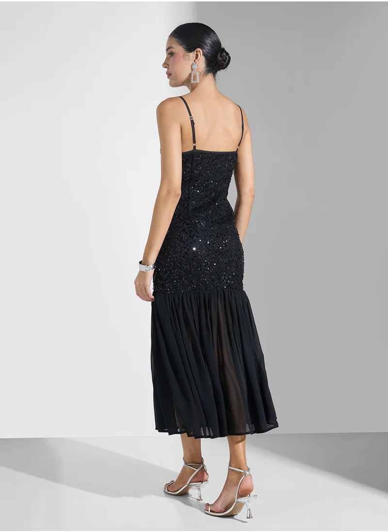 جينجر Strappy Sequins Drop Waist Dress