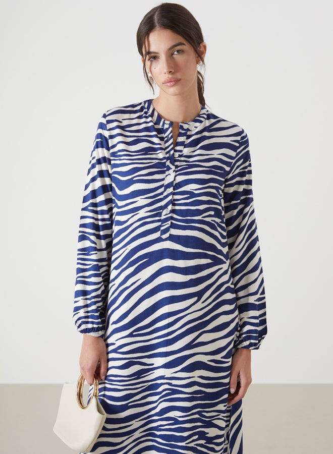 LC WAIKIKI Crew Neck Zebra Patterned Women'S Dress  - Image 1