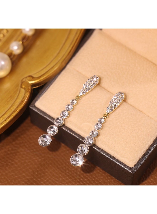 أقراط طويلة من حجر الراين ذات إبرة فضية عالية الجودة أنيقة وشعبية ذات مزاج عصري للنساء أقراط جديدة فاخرة من الزركون فائقة الوميض على شكل قطرة ماء - Image 3