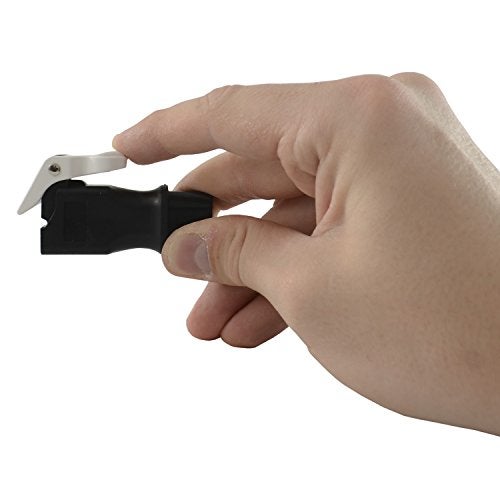 Conntek 30132 IEC C8 to 1-15R Plug Adapter w/Snap-Pop Easy Release - Image 2