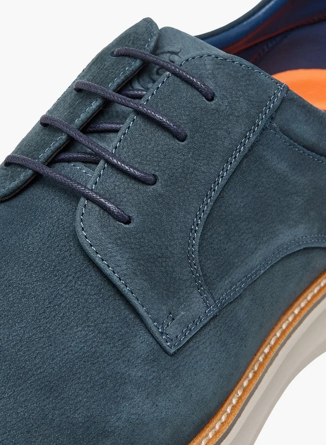 لو كونفورت Solid Lace-Up Sneakers