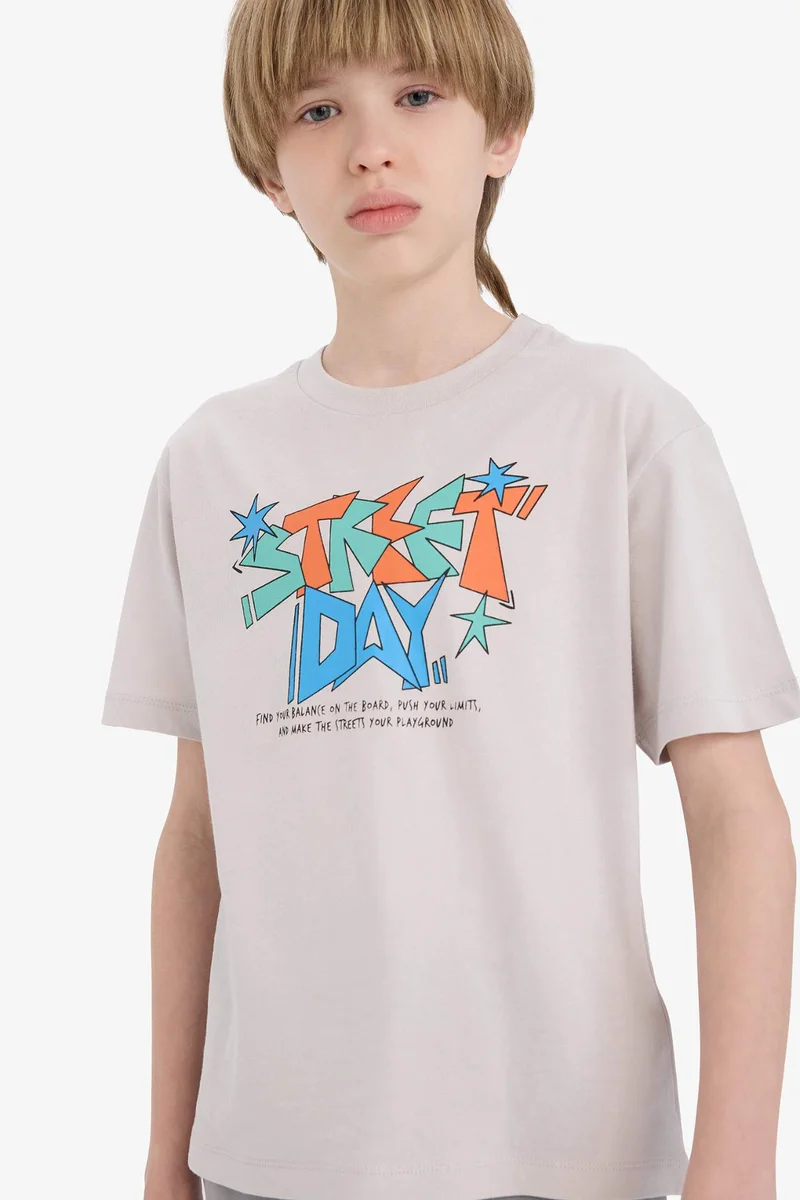 ديفاكتو Boy Regular Fit Crew Neck Printed Short Sleeve T-Shirt