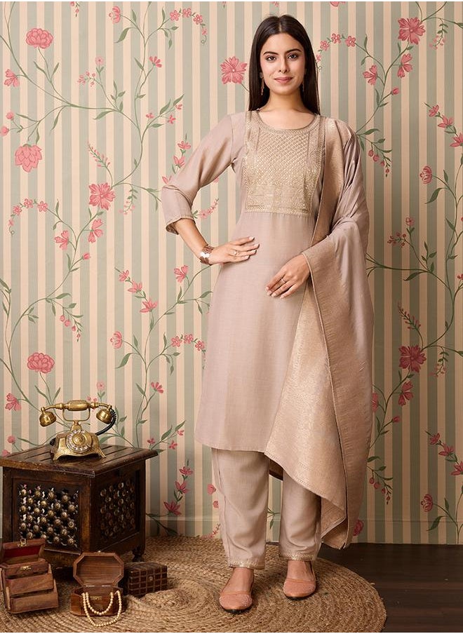 DW Embroidered Straight Kurta with Trouser and Dupatta Set by Styli  - Image 1