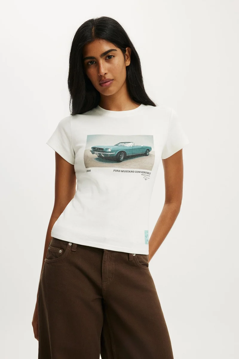THE LCN GRAPHIC TINY TEE