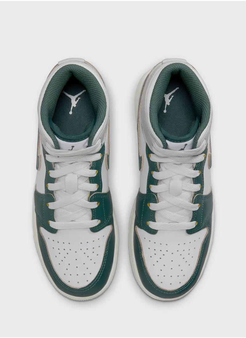 جوردن AIR JORDAN 1 MID SE BG