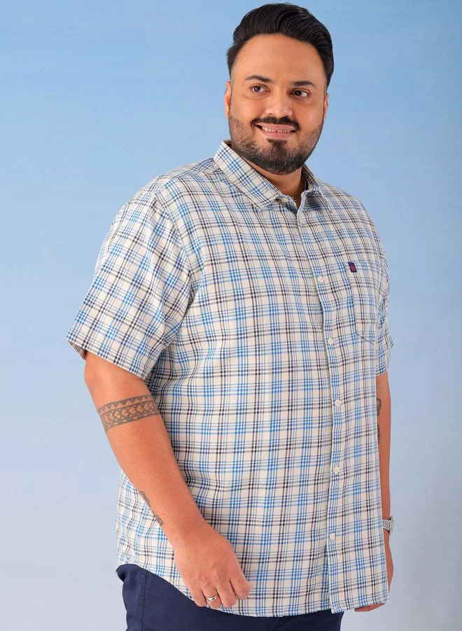HARDSODA Men Plus Size Regular Fit Checkered Cutaway Collar Half Sleeves Casual Shirt