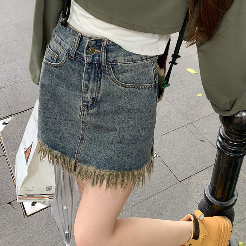 Retro Blue Denim A-Line Mini Skirt with Frayed Hem - Image 1
