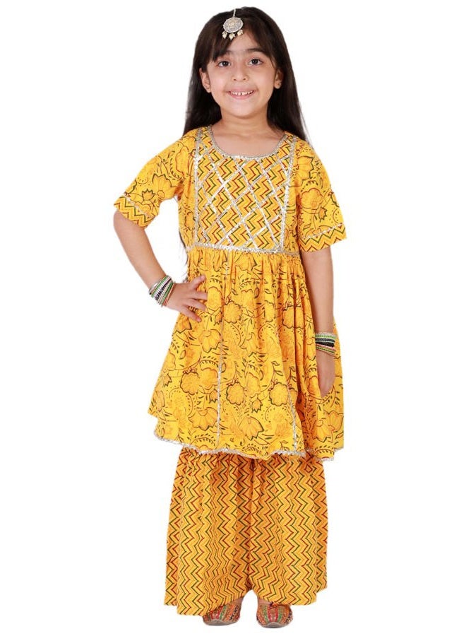 superminis Baby Girl's Cotton Sanganeri/Floral Printed Frock Style Kurti With Printed Sharara Dress Clothing Set, Yellow, 18-24 M - Image 2