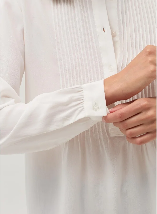 او في اس Shirt with pleated detail