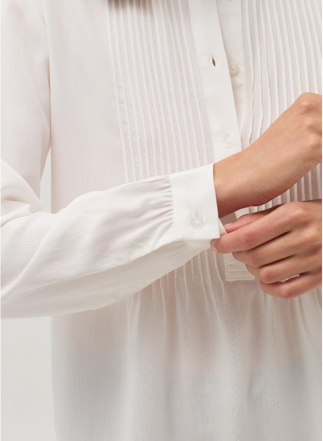 او في اس قميص بتفاصيل مطوية - Image 4