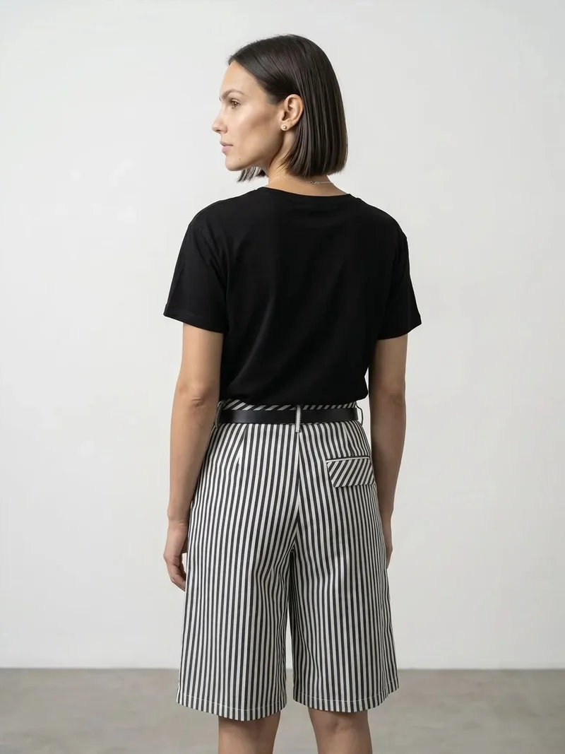 Dilvin Dilvin Cotton Tencel V-Neck Short-Sleeve Blouse