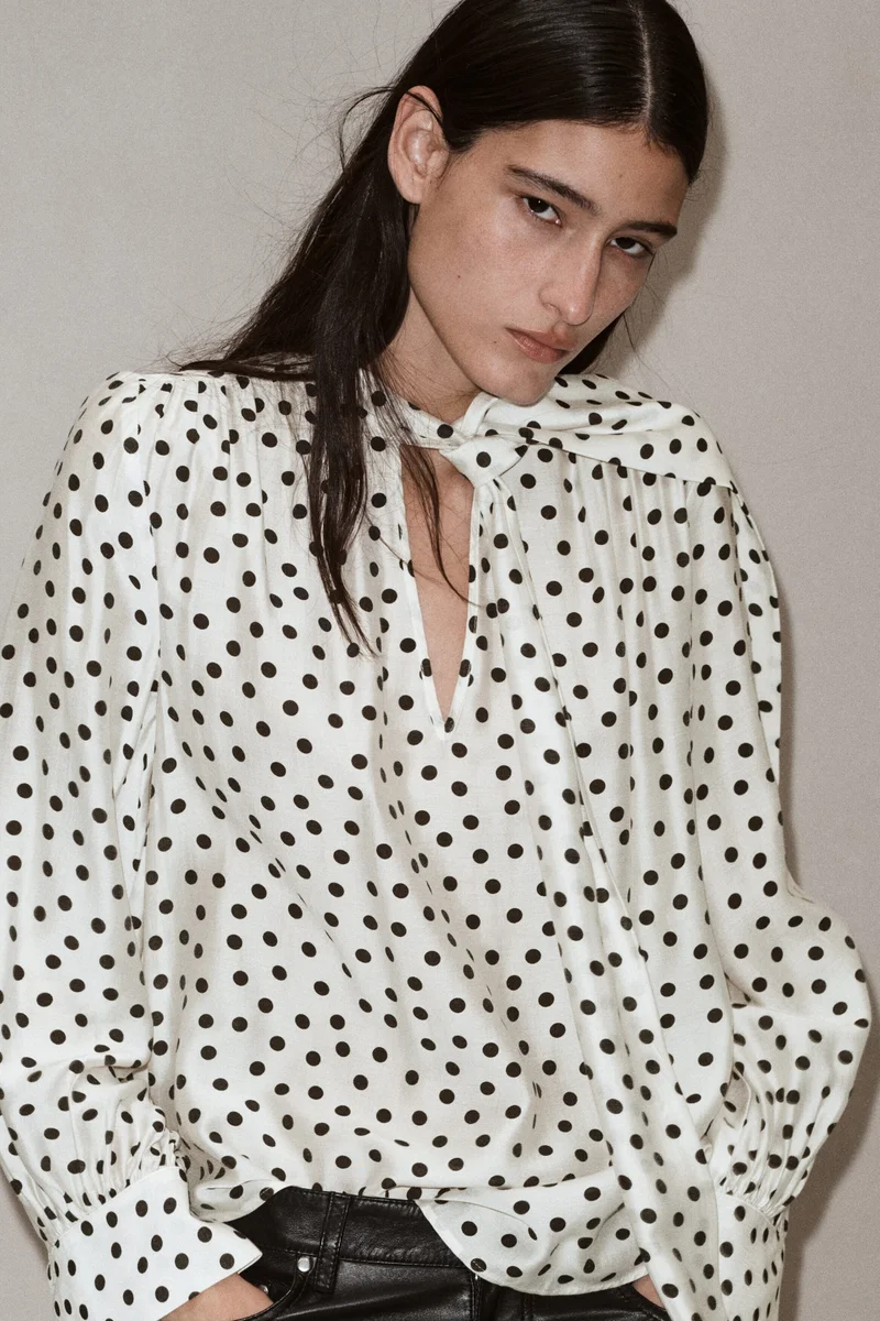 H&M Puff-sleeved bow-collar blouse