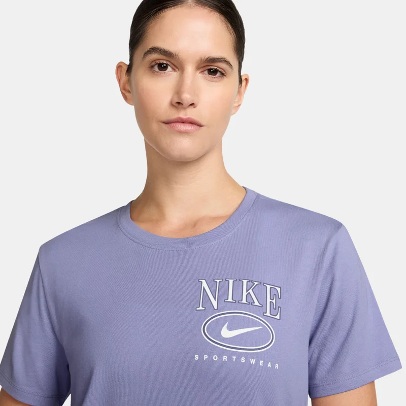 Nike Women's Sportswear Club T-Shirt
