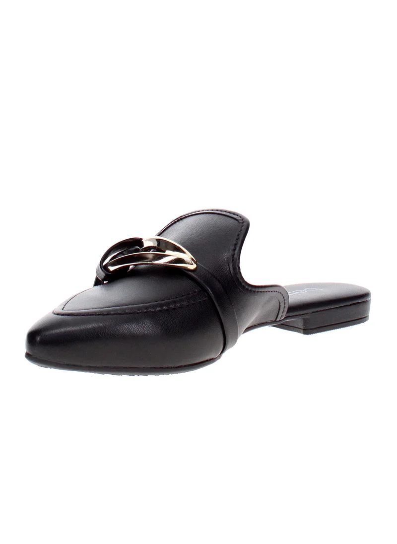 Beira Rio Flat Shoes for Women – Stylish & Comfortable Everyday Footwear