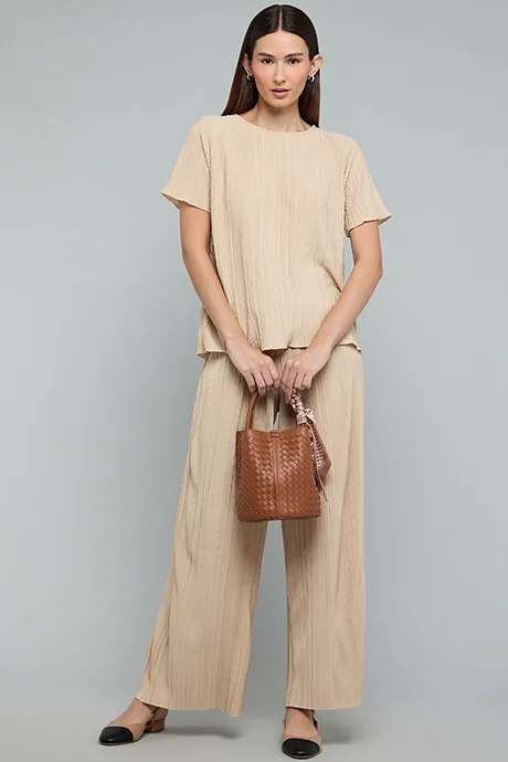 أر أند بي Ribbed Top with Crew Neck and Short Sleeves