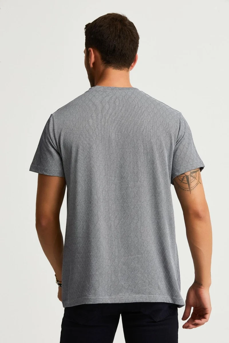 الكسندر جاردي Pocket Detail Patterned T-Shirt (E22-74500)