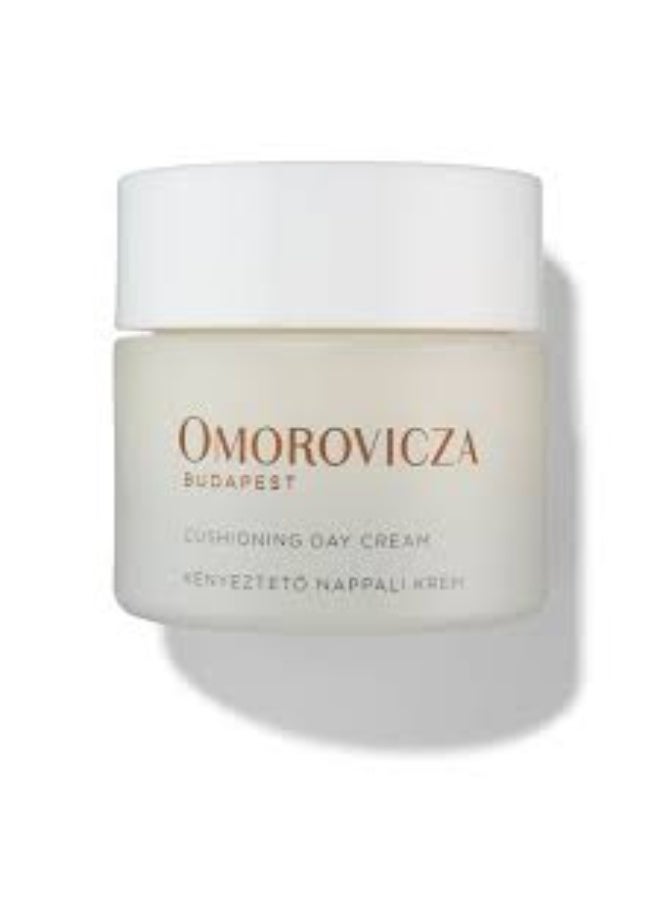 Omorovicza Cushioning Day Cream 50ml - Image 4