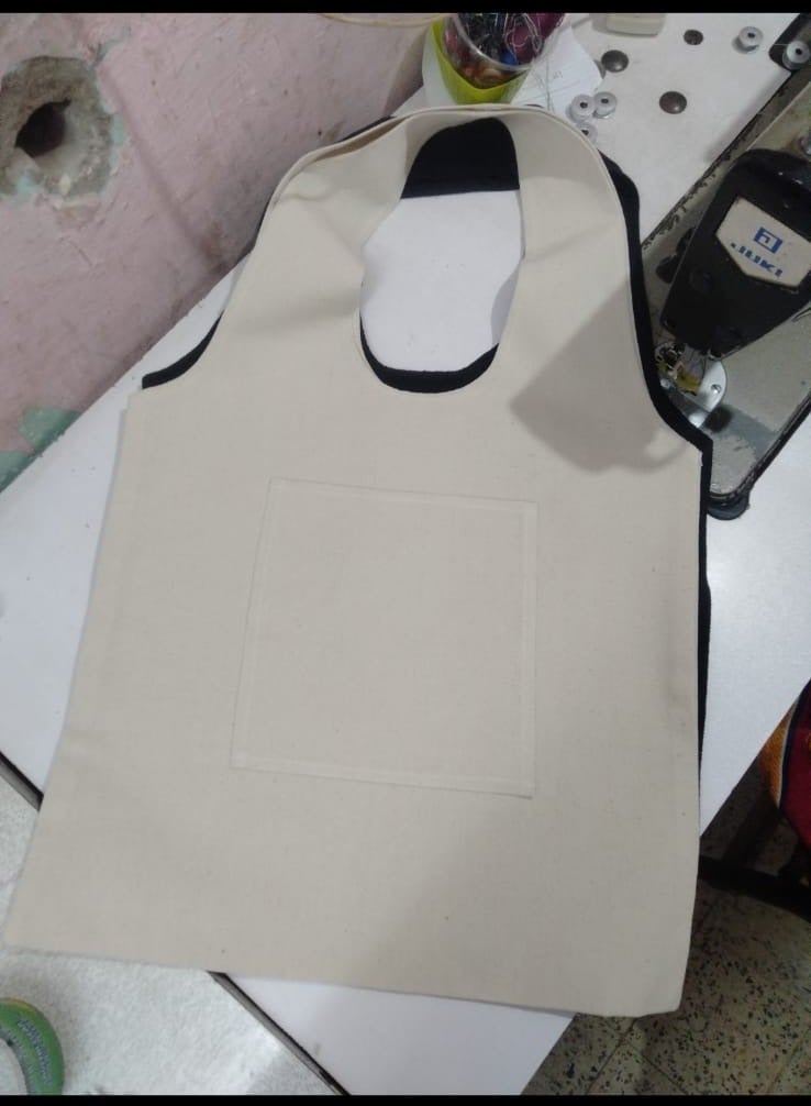 Tote Bag off White Canvas Cotton oval hand /40*35cm  - Image 3