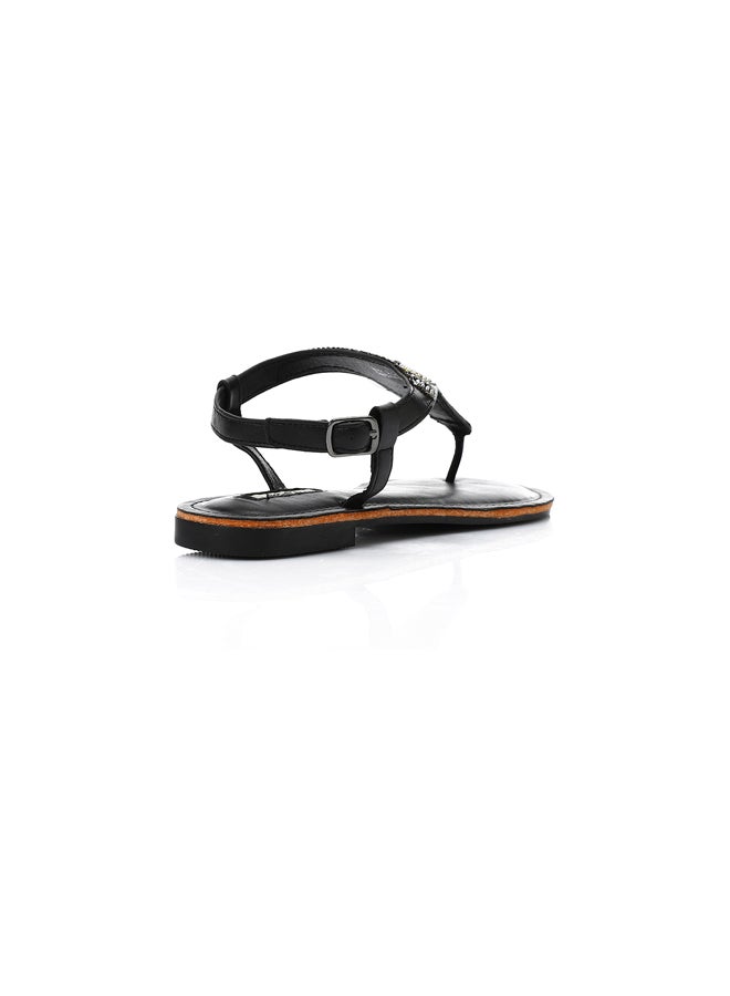 DejaVu Thonge Buckle Closure Embellished Sandals - Black  - Image 2