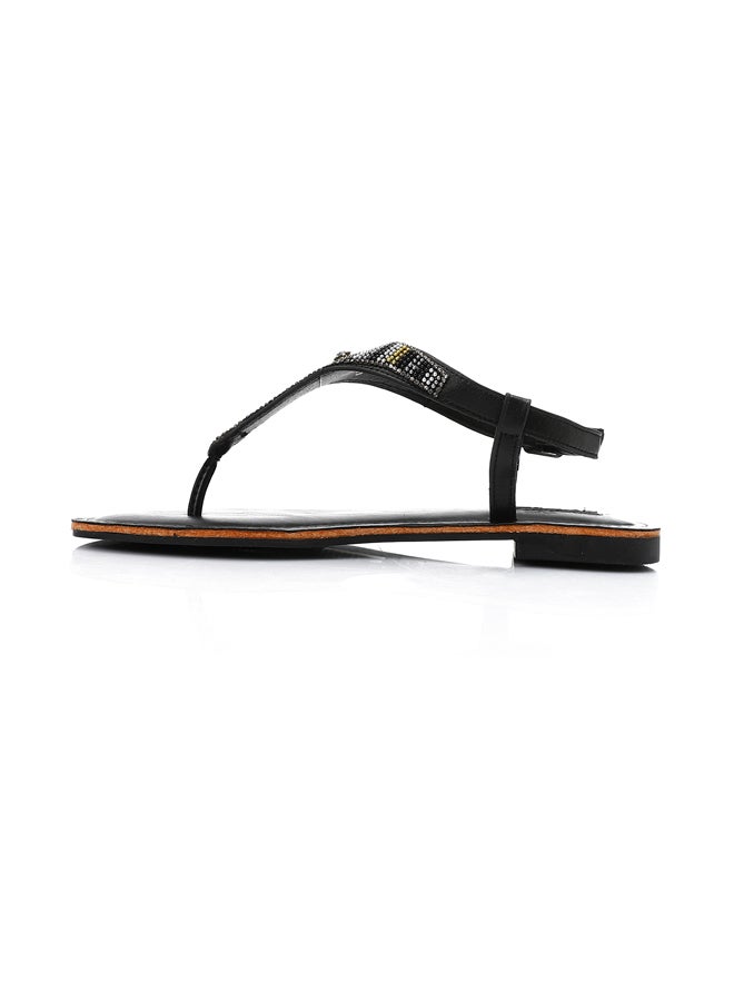 DejaVu Thonge Buckle Closure Embellished Sandals - Black  - Image 3