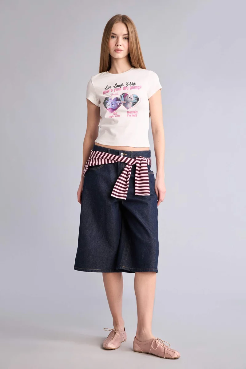 ديفاكتو Barbie Licensed Slim Fit Crew Neck Printed Ribana Short Sleeve T-Shirt