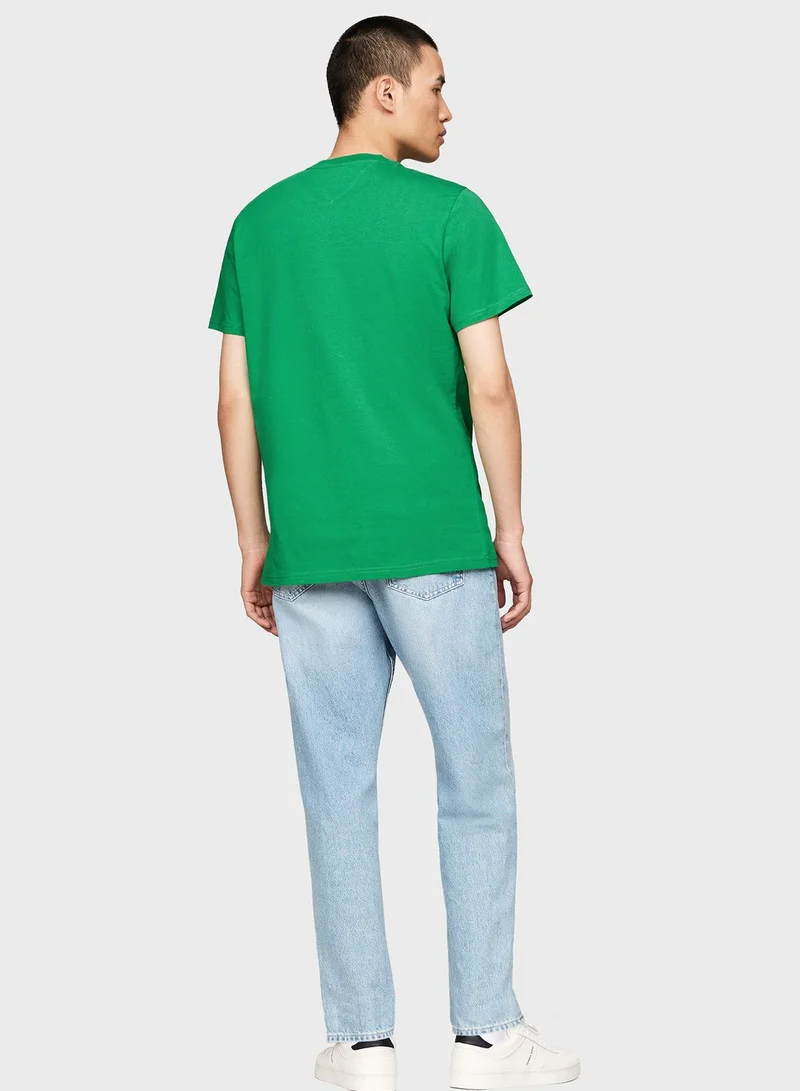 TOMMY JEANS Logo Flag Crew Neck T-Shirt