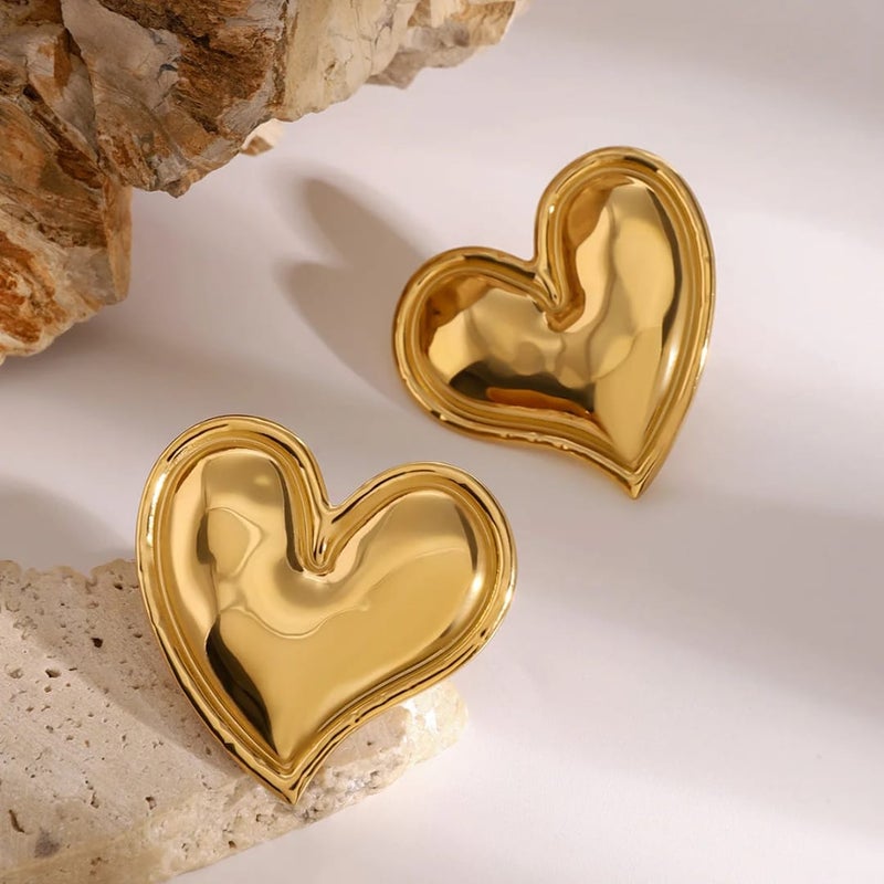 FLUFFY Gold Shape Heart Earrings - Image 1