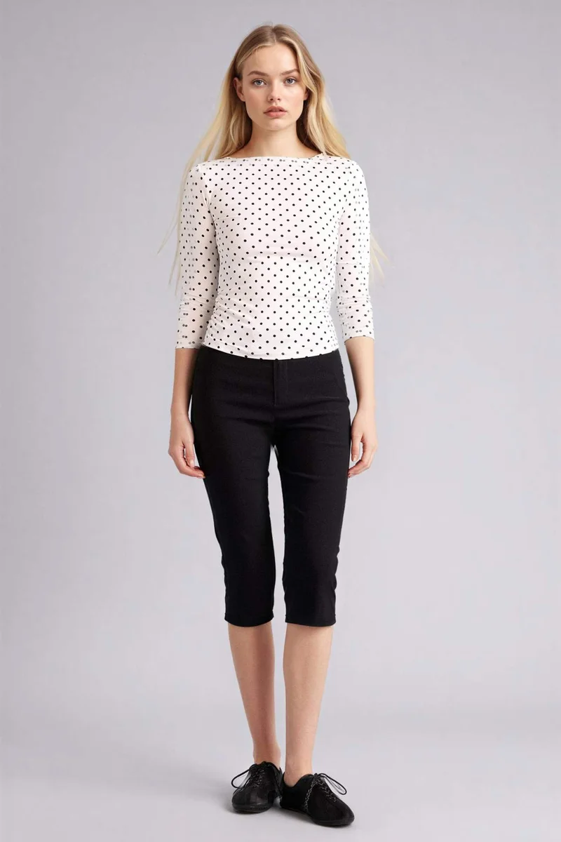 ديفاكتو Polka Dot Fitted Boat Neck Blouse