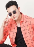 ذا انديان كراج كو Pink
