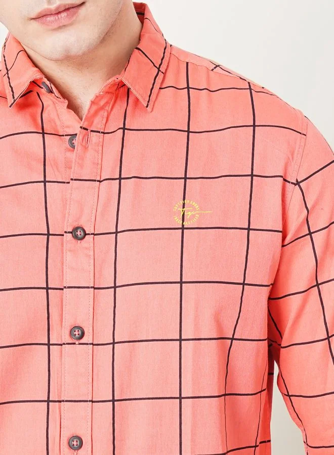 The Indian Garage Co Men Slim Fit Checkered Full Sleeves Cutaway Collar Casual Shirt