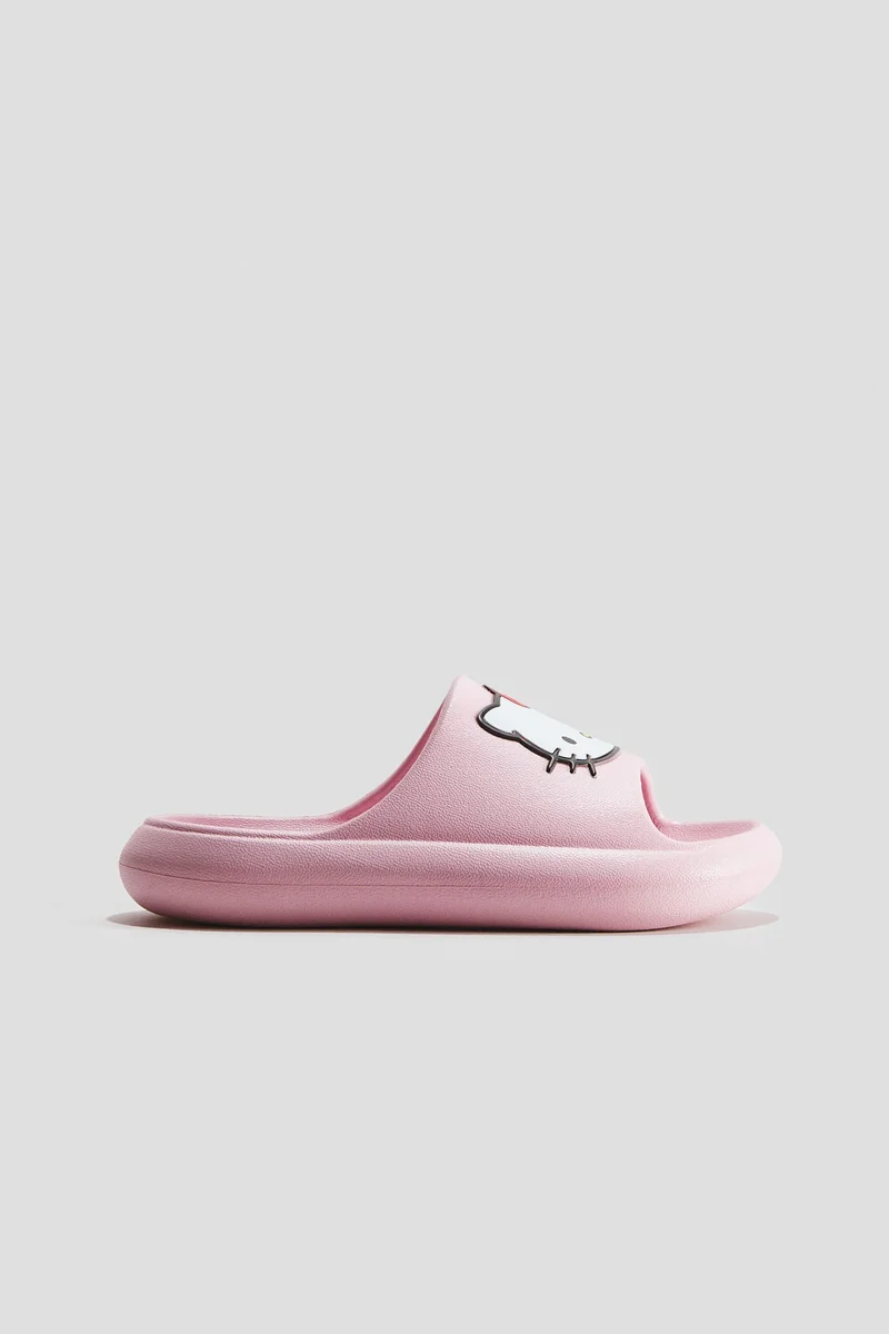 H&M Moulded pool shoes