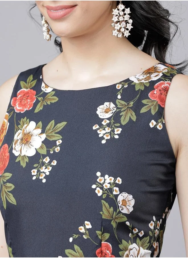 Tokyo Talkies Tokyo Talkies Floral Print Fit and Flare Knee Length Dress with Tie-Belt