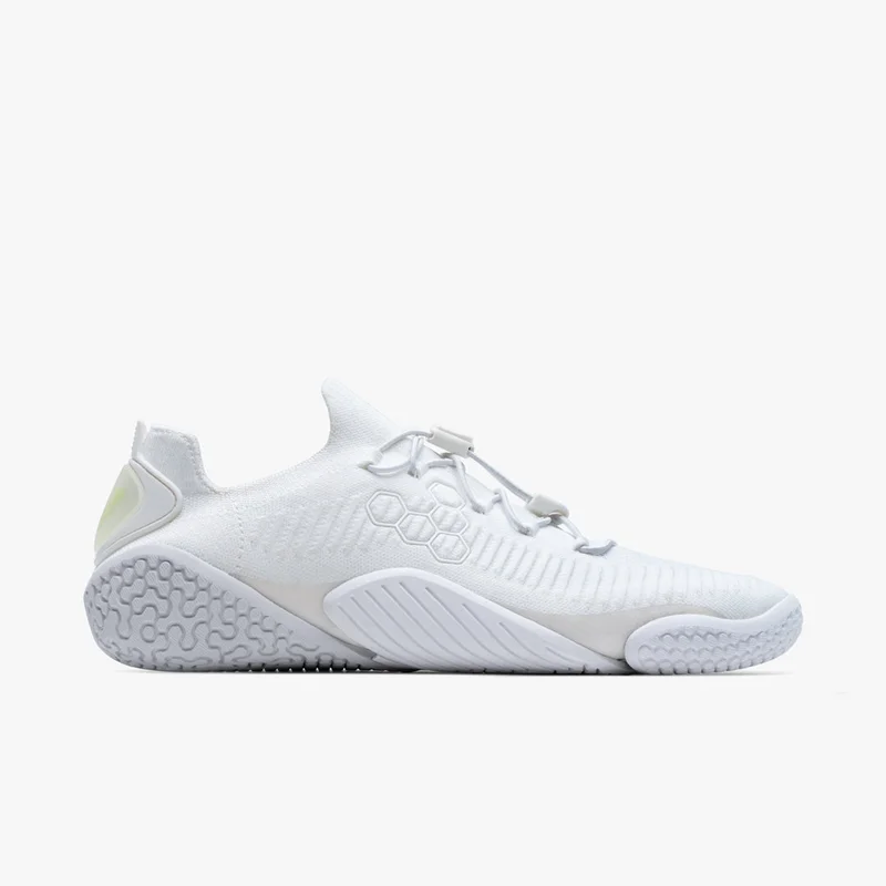 ڤيڤو بير فووت Motus Flex Training Shoe White