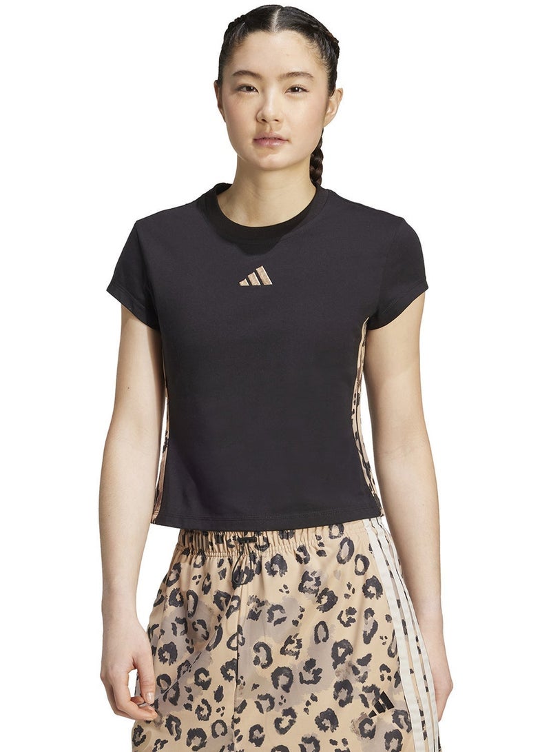 اديداس تيشيرت بطبعة حيوانات بثلاث خطوط - Image 1