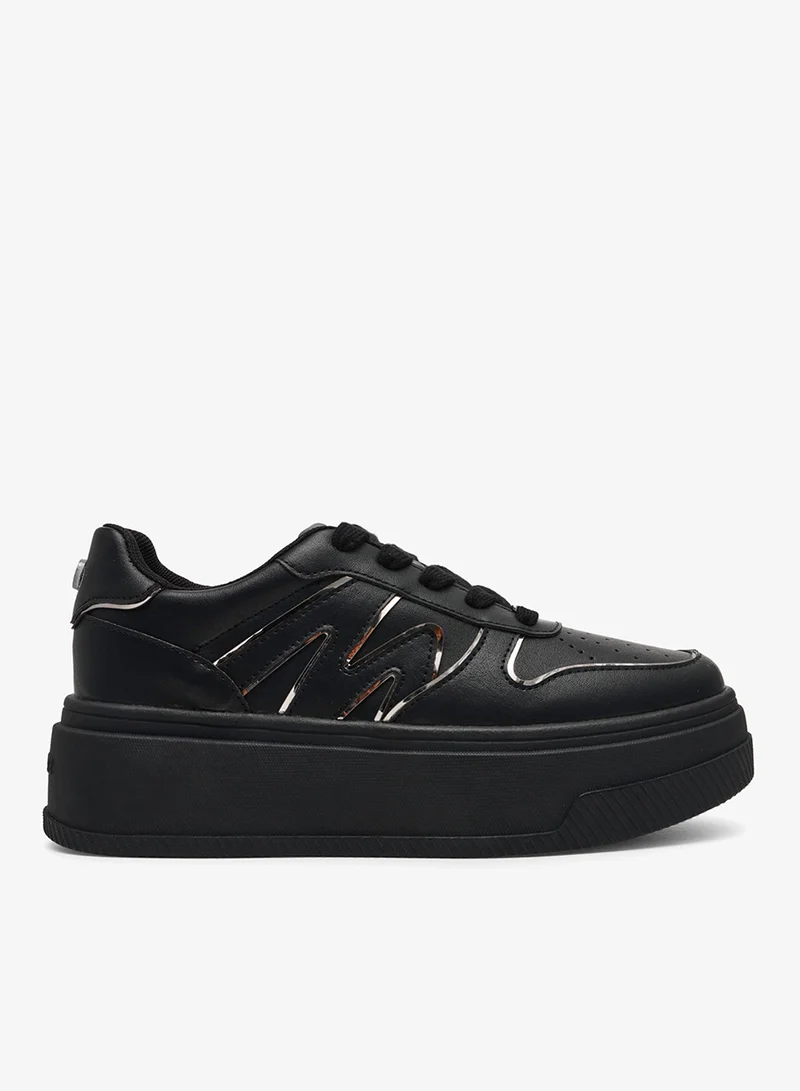 Dynamo Low Top Sneakers