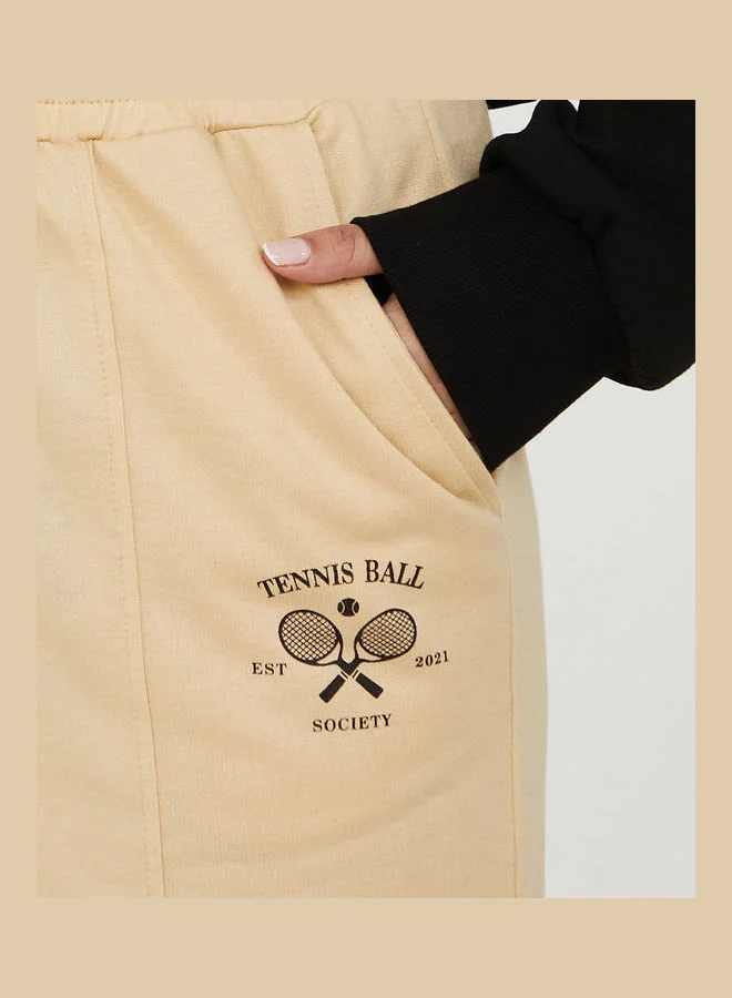 Styli Tennis Ball Print Relaxed Jogger