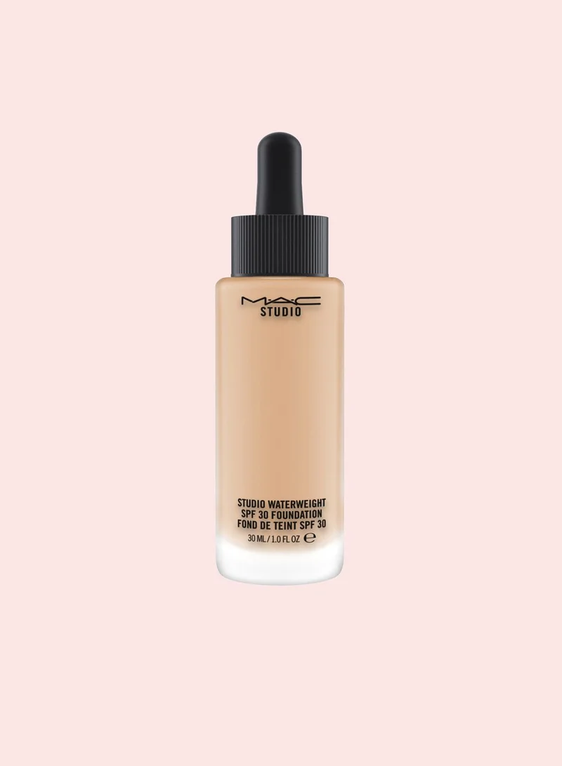 MAC Cosmetics Studio Waterweight SPF 30 Foundation - NC35