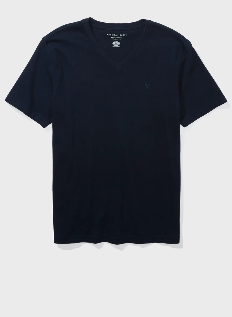 امريكان ايجل تيشيرت أساسي بياقة على شكل حرف