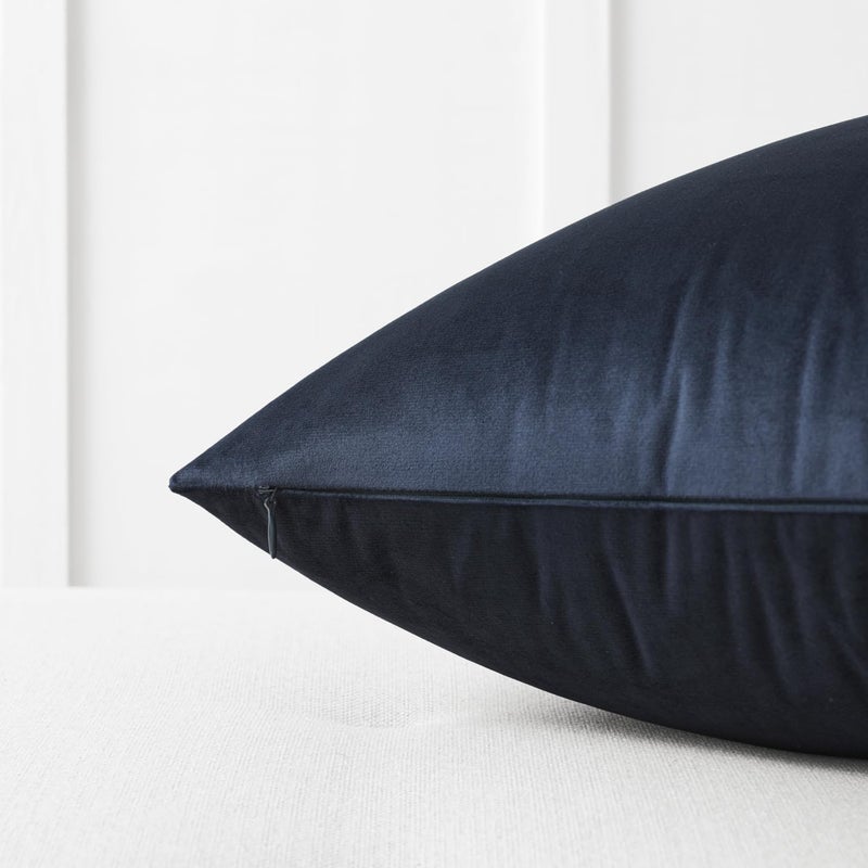Mixhug Set of 2 Cozy Velvet Square Decorative Throw Pillow Covers for Couch and Bed, Midnight Blue, 18 x 18 Inches - Image 2