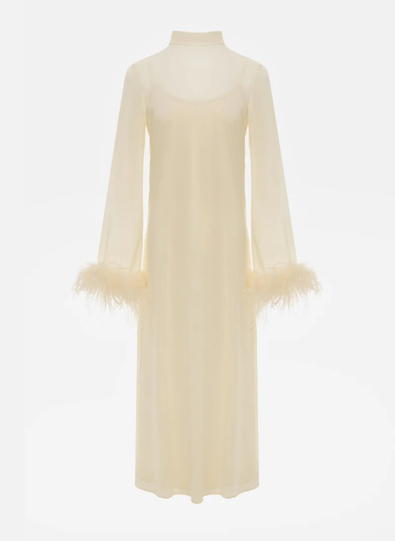 ليتشي فستان ميدي مستقيم مع ريش على الأصفاد