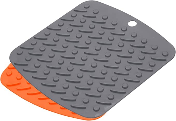 Besillia Silicone Trivet Mats 2pcs-Randomly, Square Pot Pads, Heat Resistant Dish Drying Mat Jar Opener for Kitchen Counter Table. - Image 1