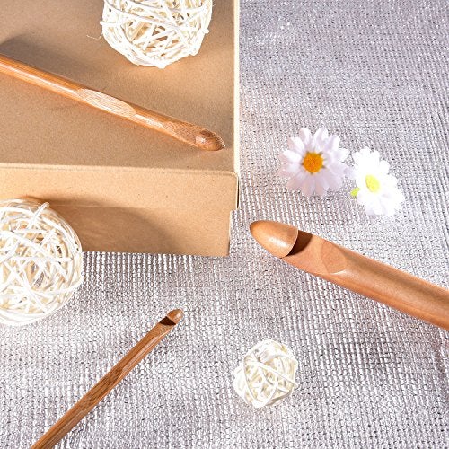 Hestya 15 Pieces Wooden Bamboo Crochet Hooks Set 3 to 25 mm in Diameters Handcrafted Knitting Needles Weave Yarn Craft - Image 4