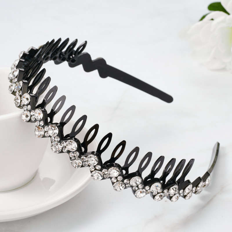 Generic Wholesale Rhinestone Hairband Non-Slip Gripz-shaped l White z-shaped l White