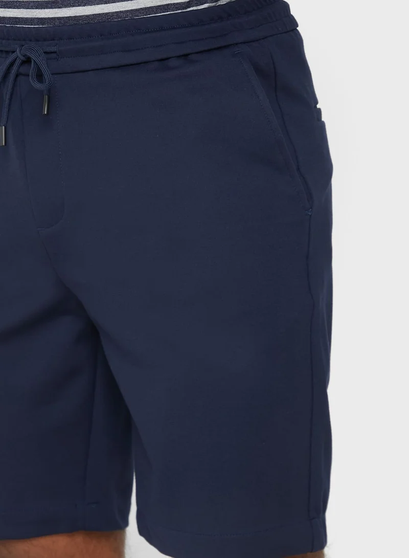 Robert Wood Smart Short